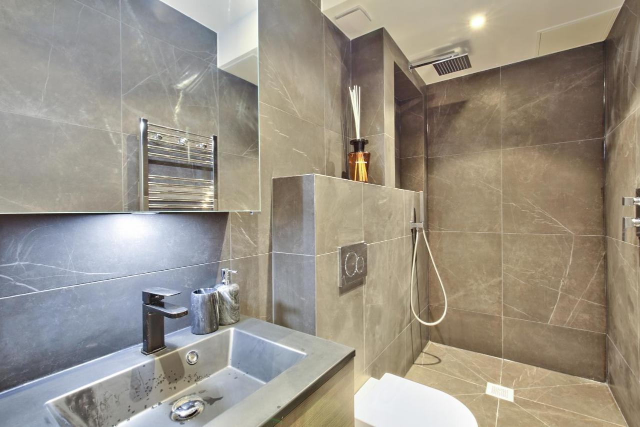 70 - Authentic Parisian Flat Apartment ภายนอก รูปภาพ
